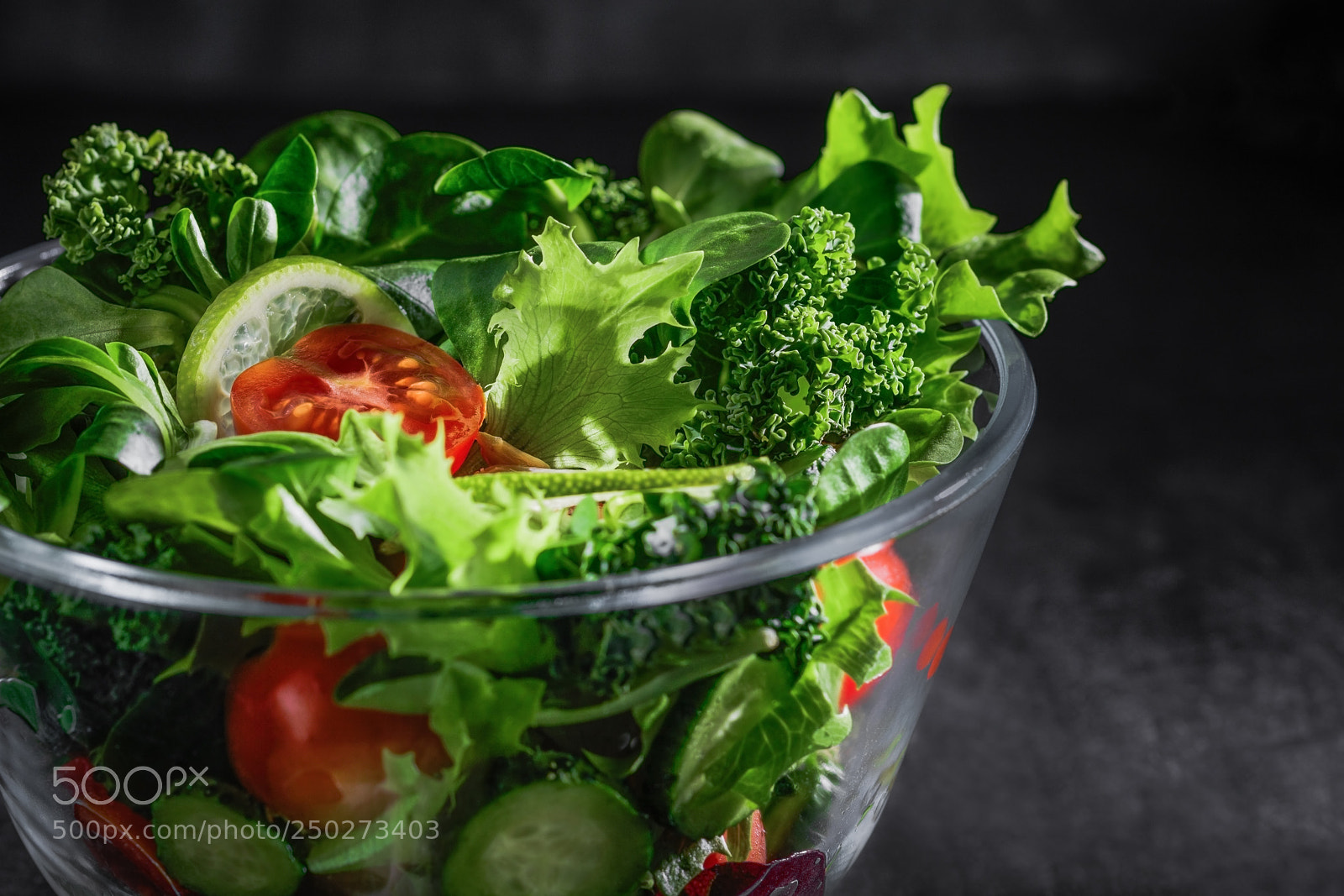 Canon EOS 750D (EOS Rebel T6i / EOS Kiss X8i) sample photo. Close-up of fresh vegetable photography