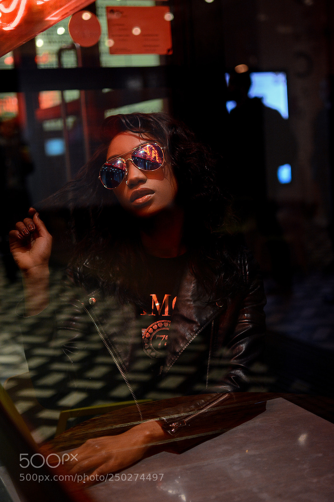 Nikon D7100 sample photo. Neon reflection photography
