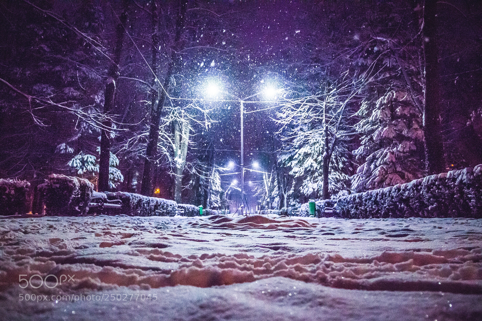 Canon EOS 600D (Rebel EOS T3i / EOS Kiss X5) sample photo. Snow in onesti photography