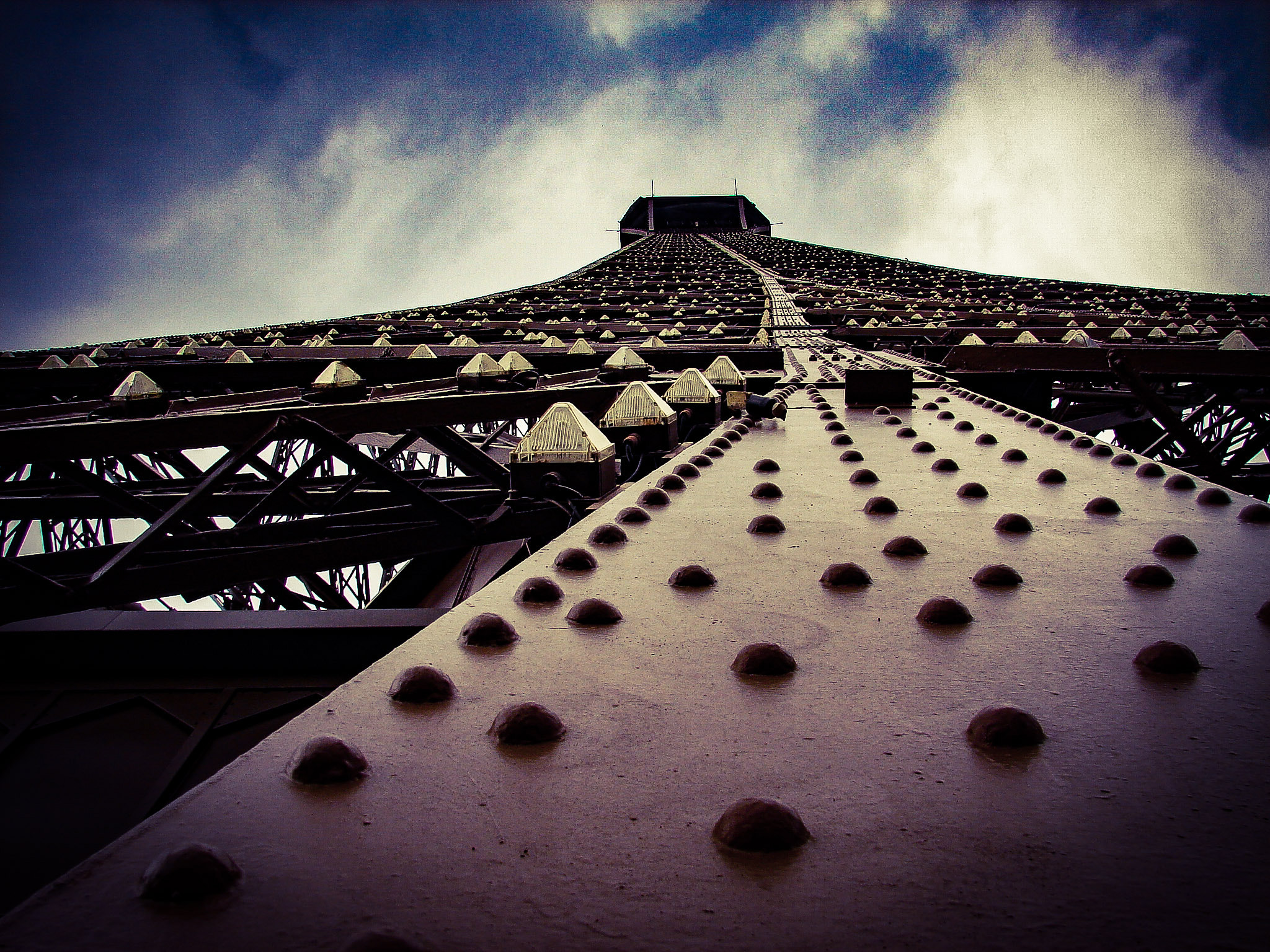 Sony DSC-H1 sample photo. Tour eiffel photography