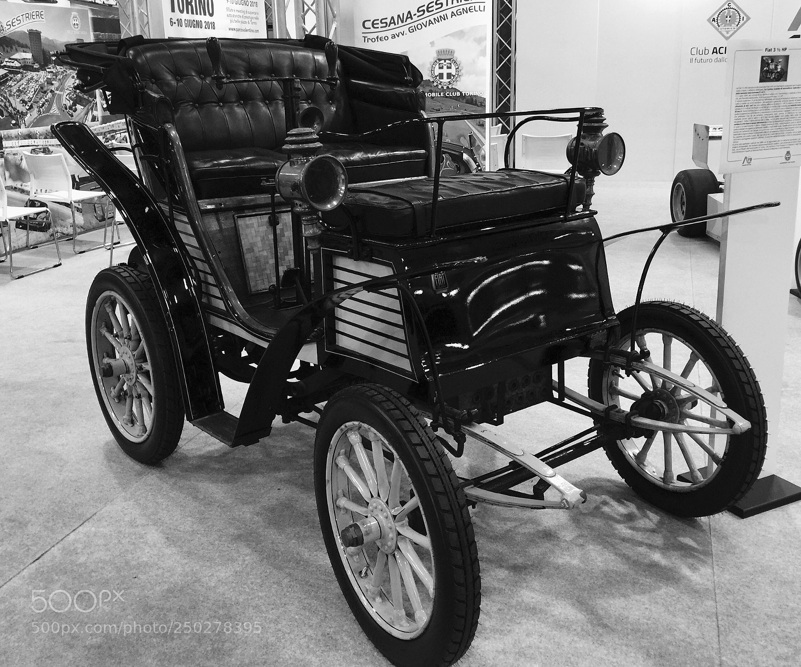 Apple iPhone 6 Plus sample photo. Auto d’epoca  photography