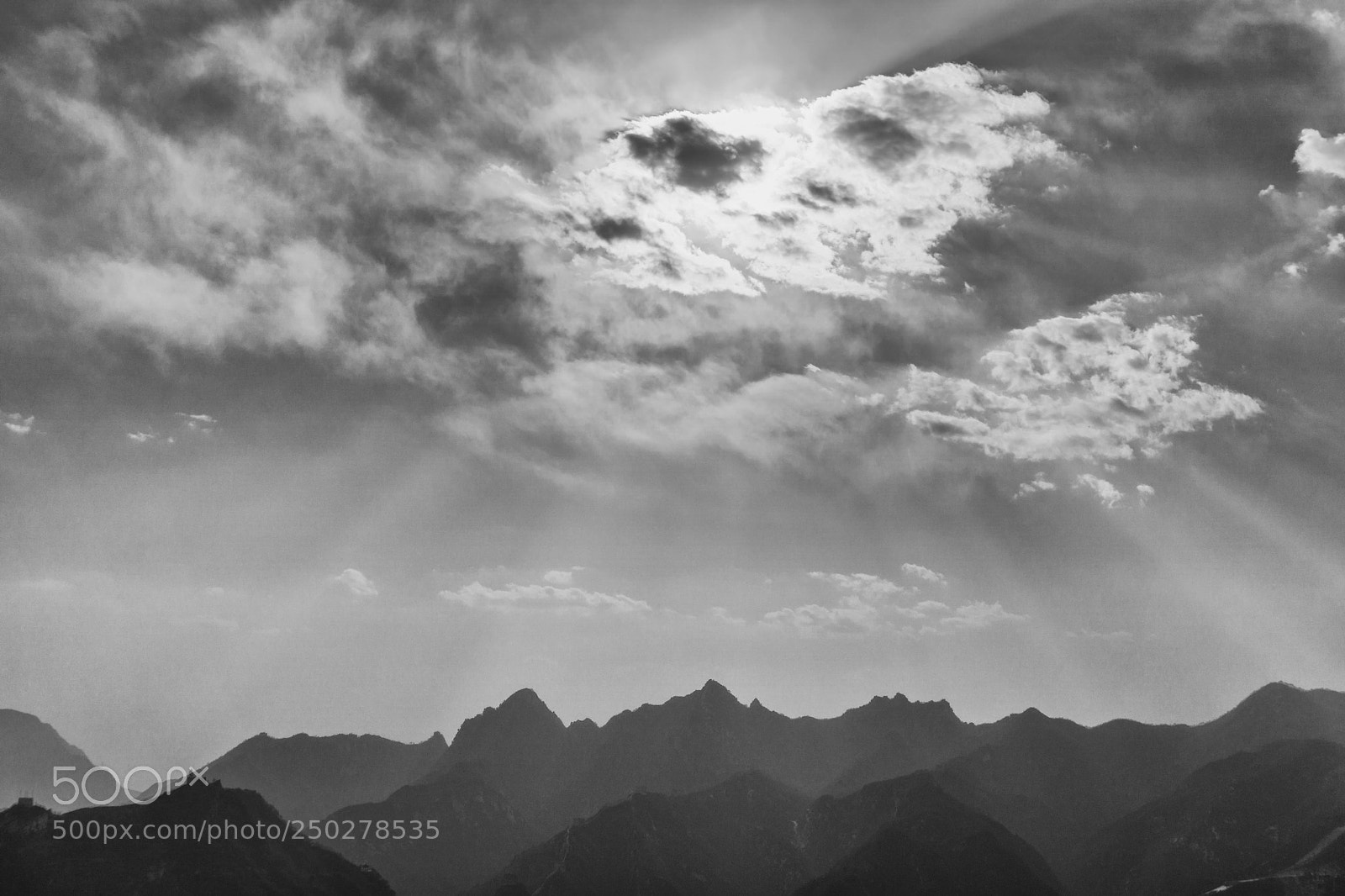 Sony a6000 sample photo. Sun behind the clouds photography