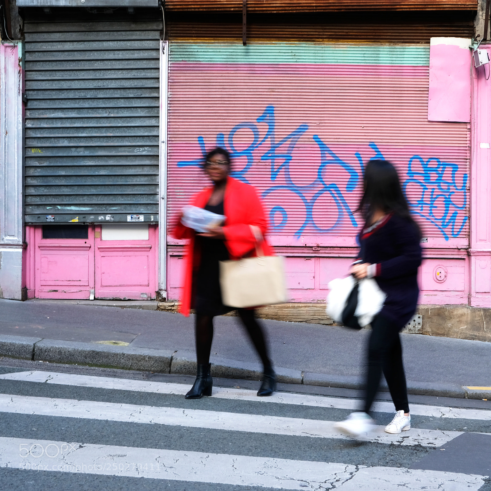 Fujifilm X-T20 sample photo. Red coat photography