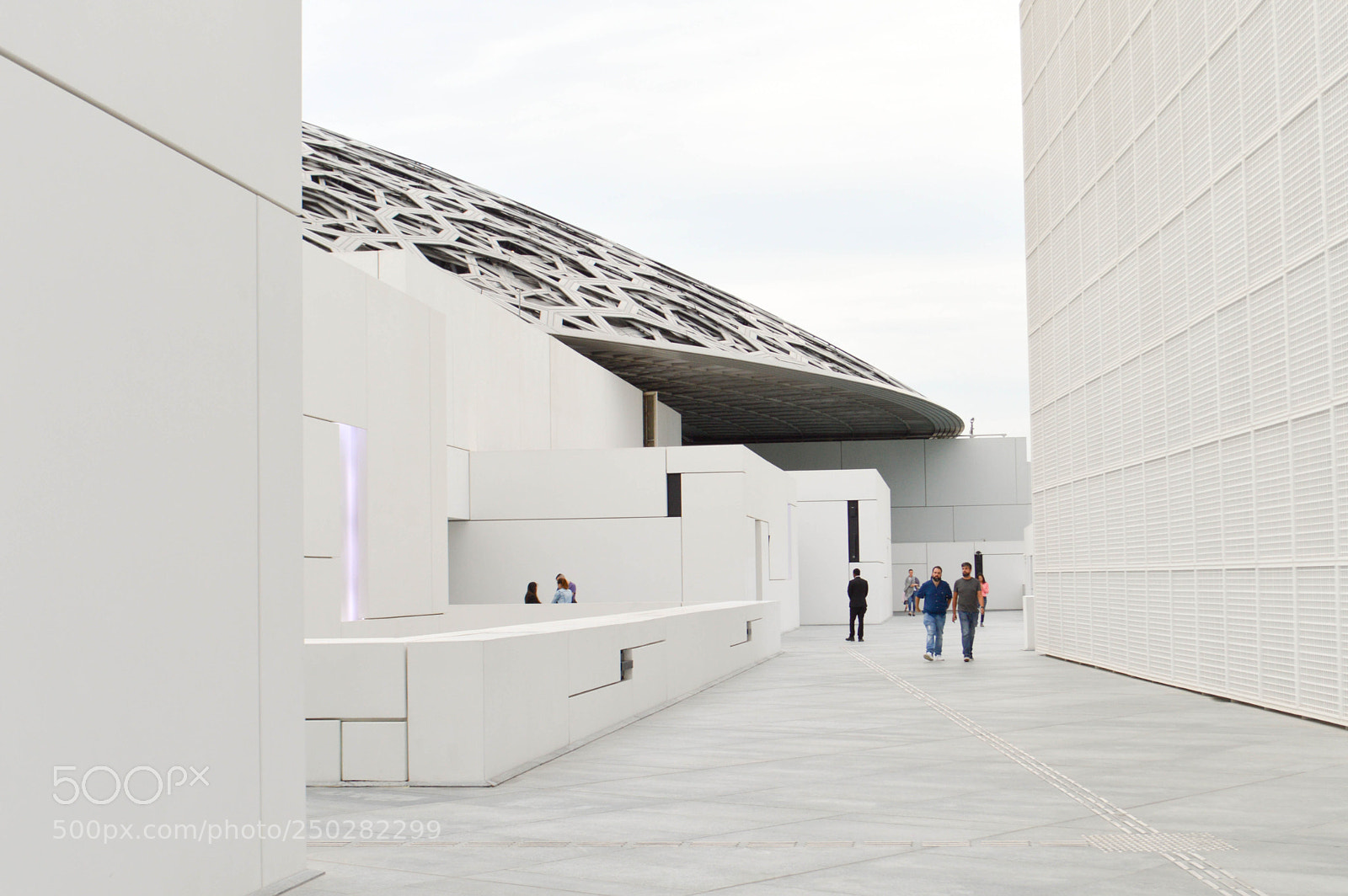 Nikon D3200 sample photo. Entrance to the museum photography
