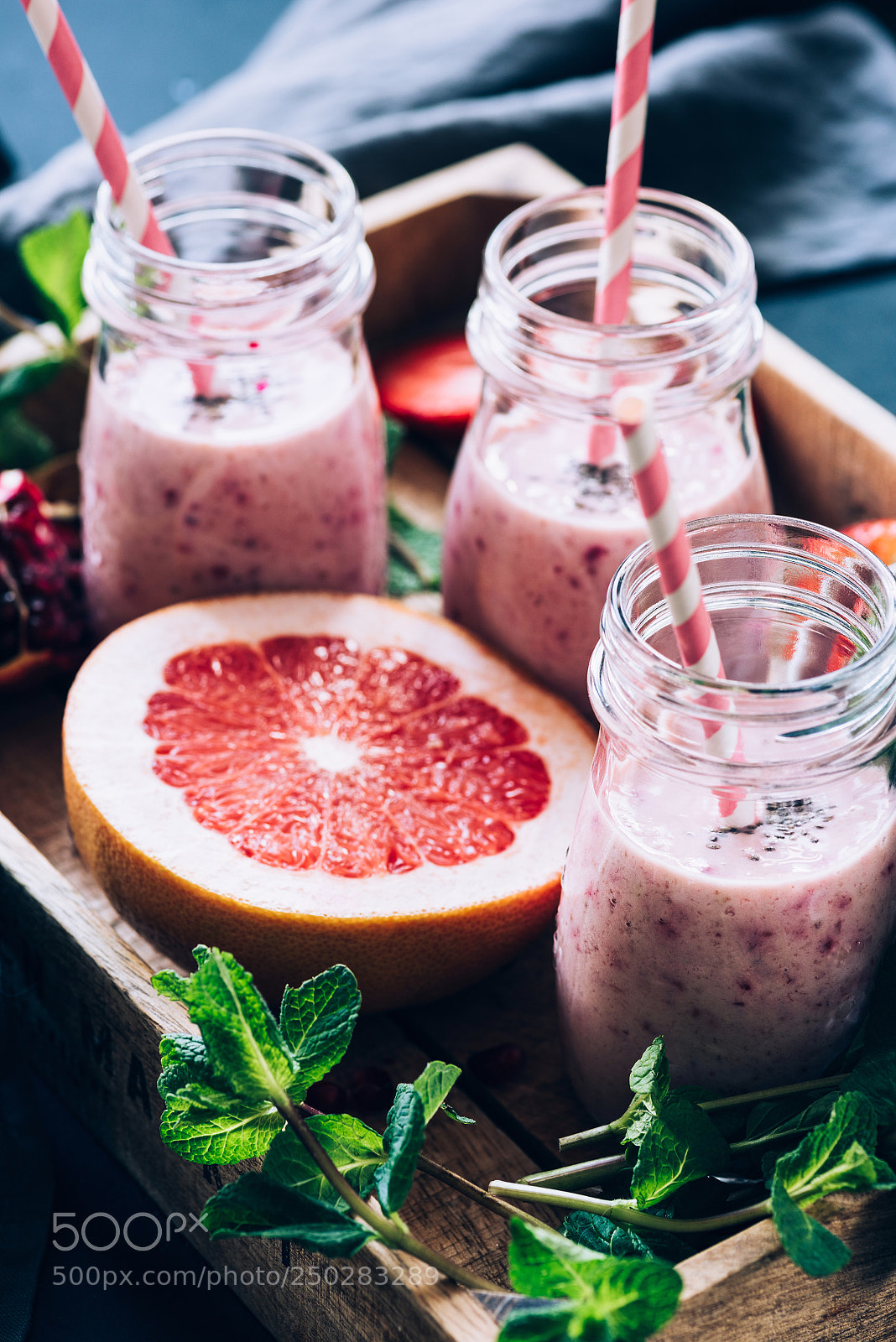 Nikon D810 sample photo. Pink grapefruit smoothie in photography
