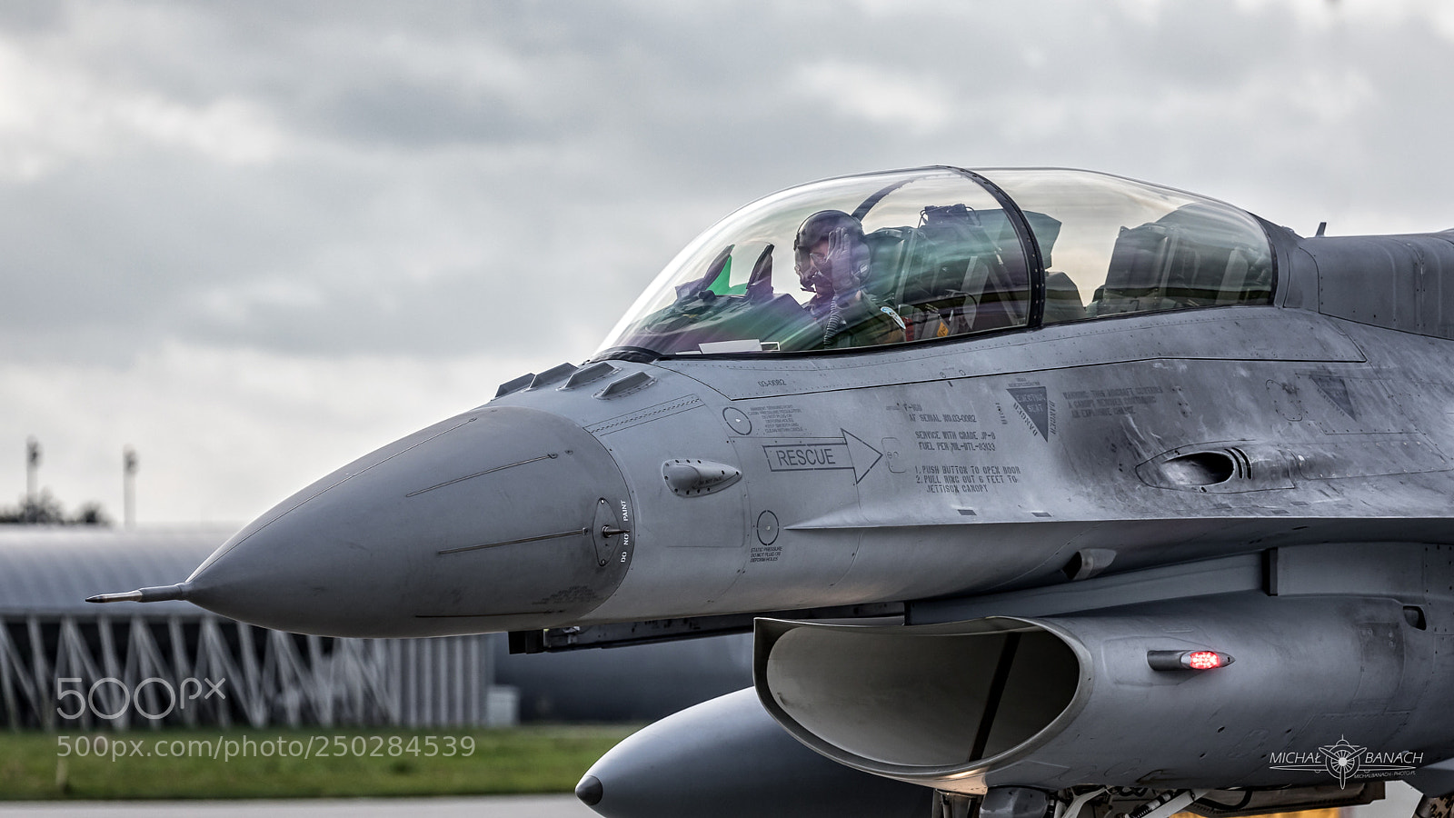 Canon EOS 5D Mark IV sample photo. Lockheed martin f-16d jastrz photography
