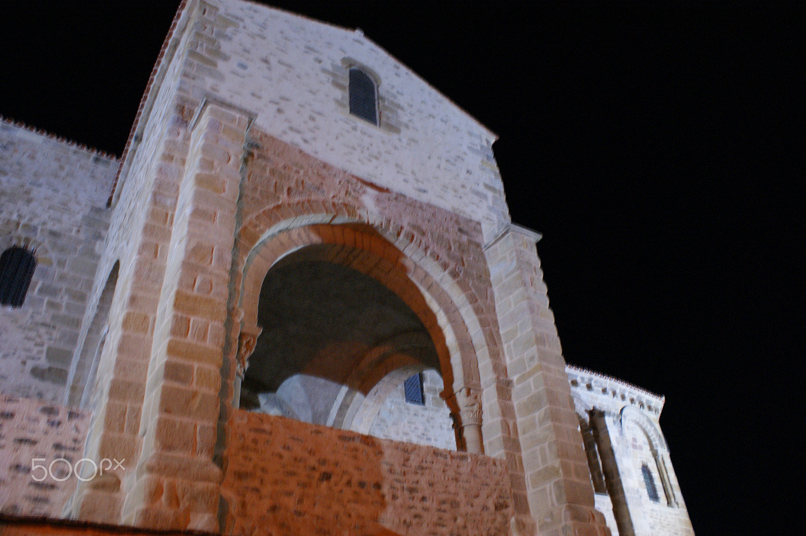 Sony DT 18-70mm F3.5-5.6 sample photo. Auzon (auvergne) la collégiale / collegiate church photography