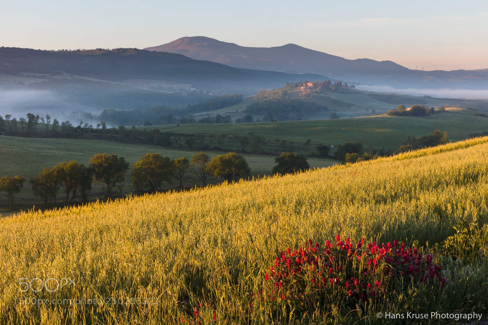 Canon EOS 5DS R sample photo. Colourful morning in val photography