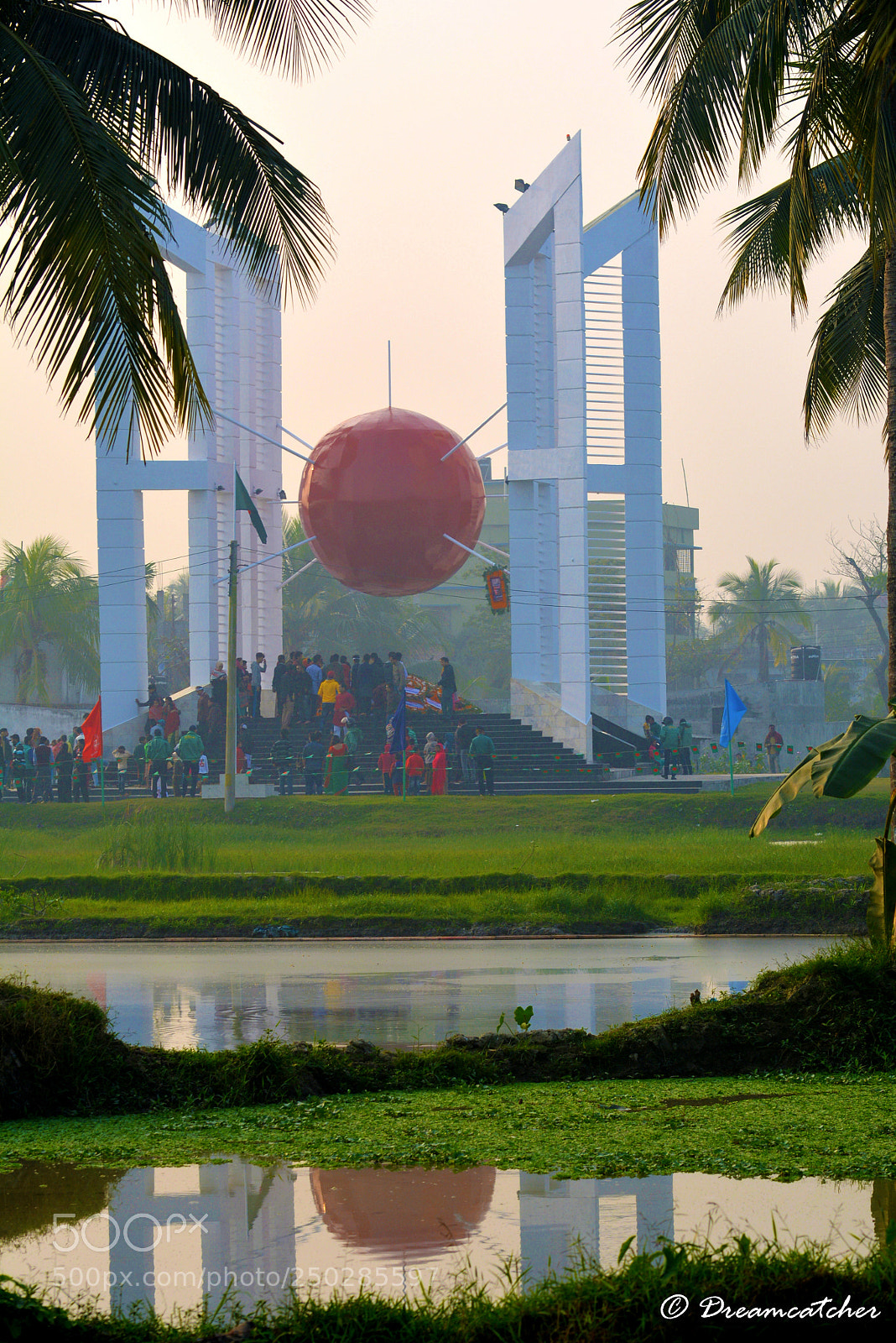 Nikon D5200 sample photo. In memoriam photography