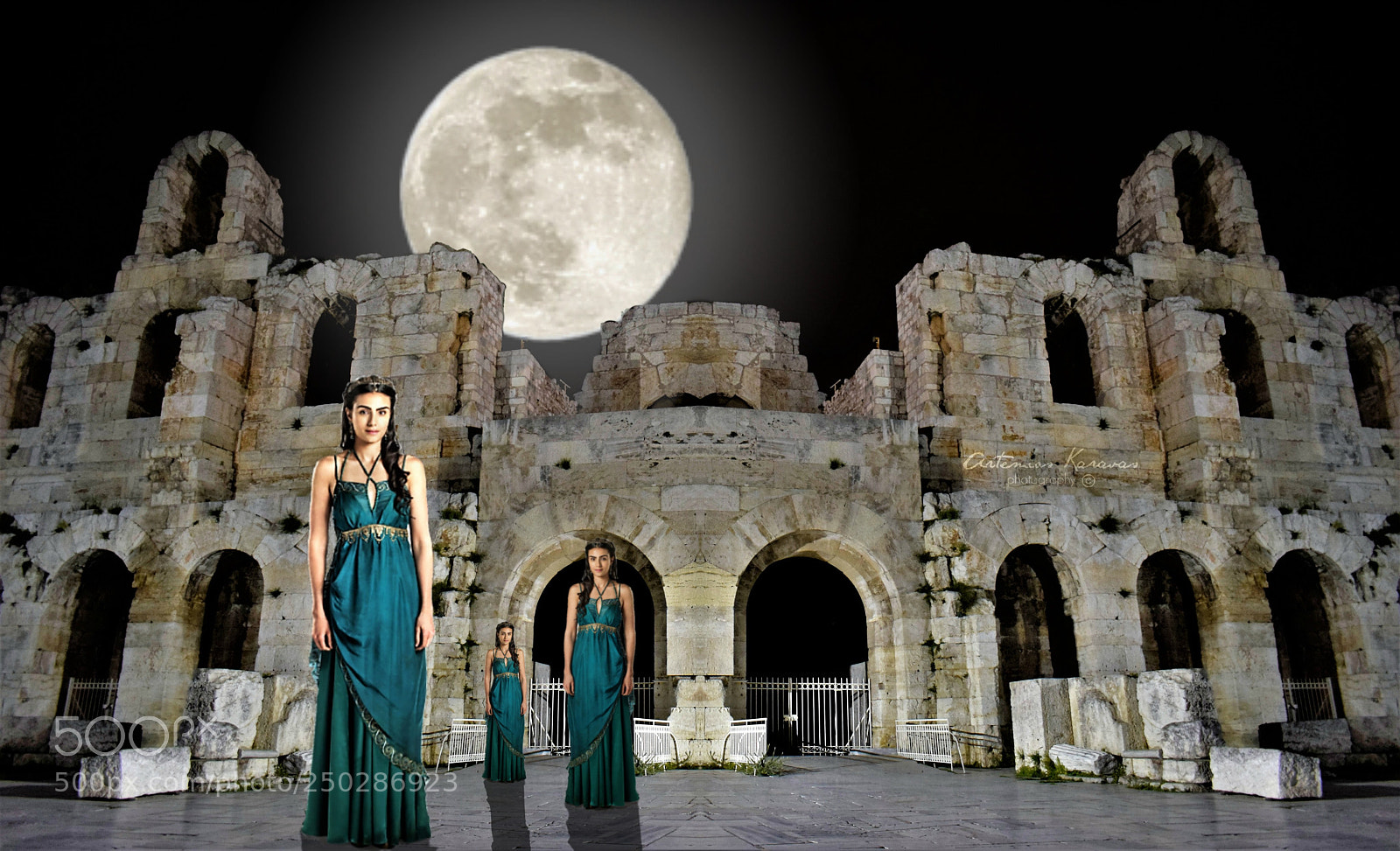 Nikon D5300 sample photo. Greek tragedy photography
