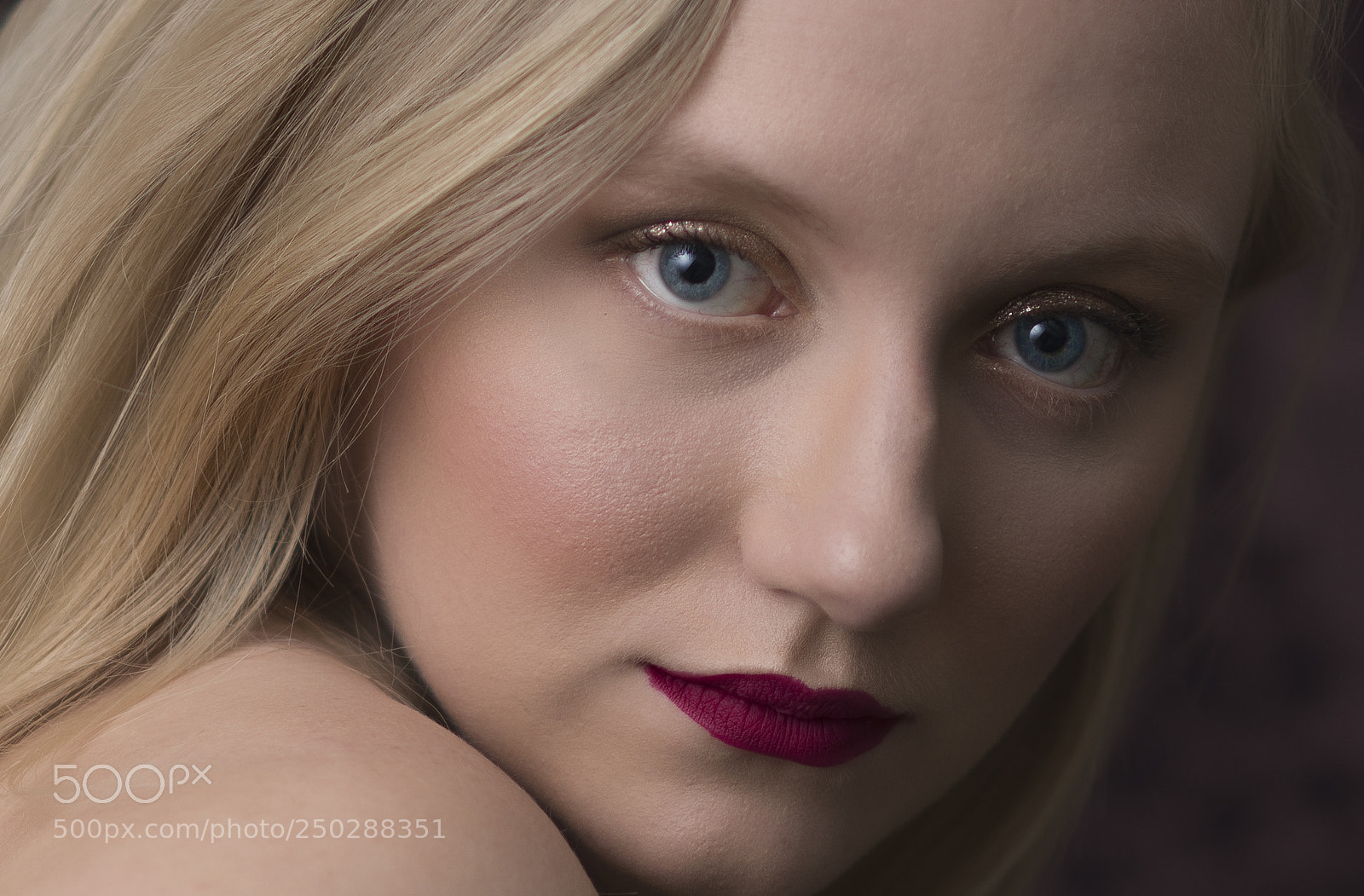 Sony a99 II sample photo. Simpleness photography