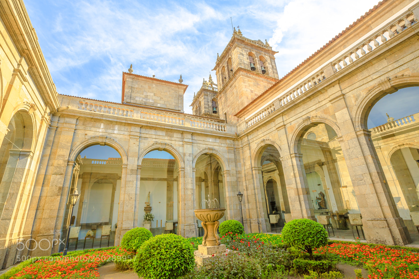 Canon EOS 5D Mark IV sample photo. Cathedral treasure braga photography