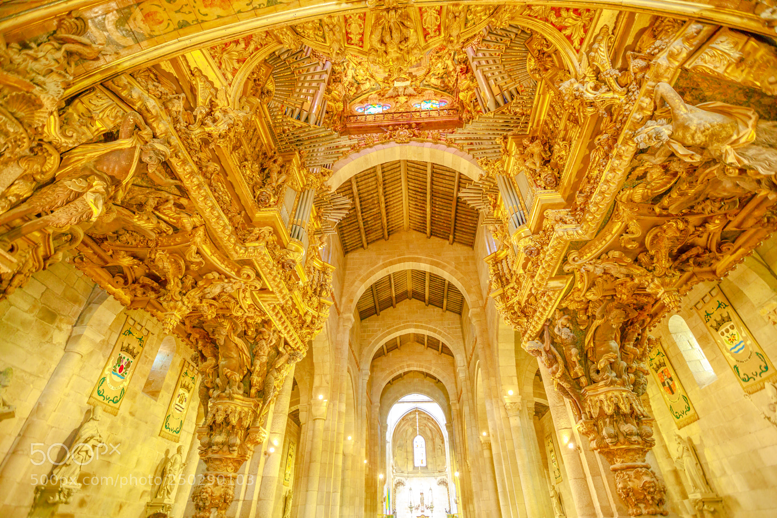 Canon EOS 5D Mark IV sample photo. Braga cathedral organ photography