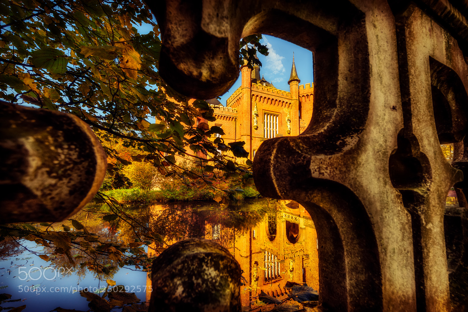 Nikon D810 sample photo. Moyland castle photography
