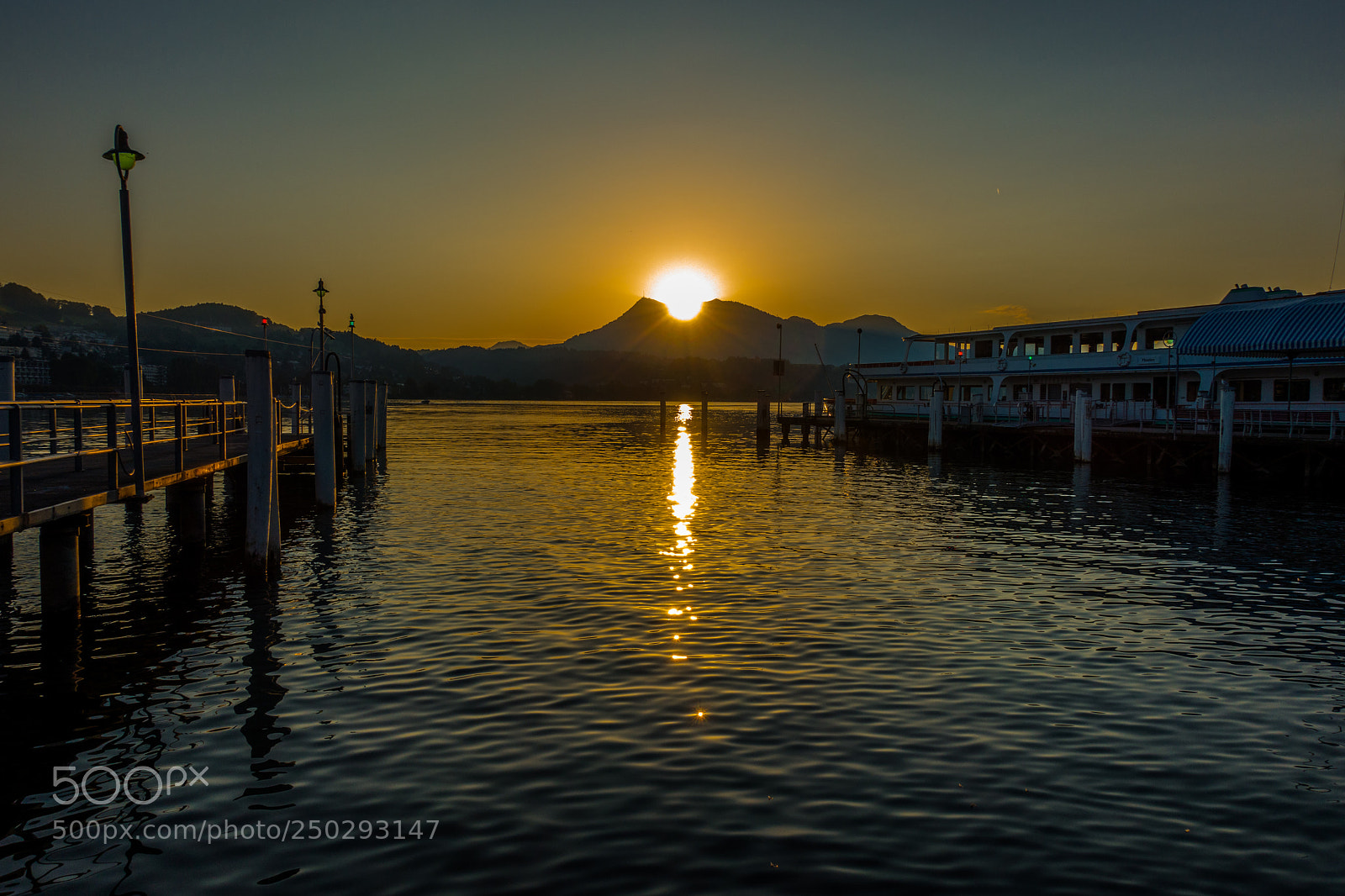 Sony Cyber-shot DSC-RX100 III sample photo. Sunrise in lucerne with photography