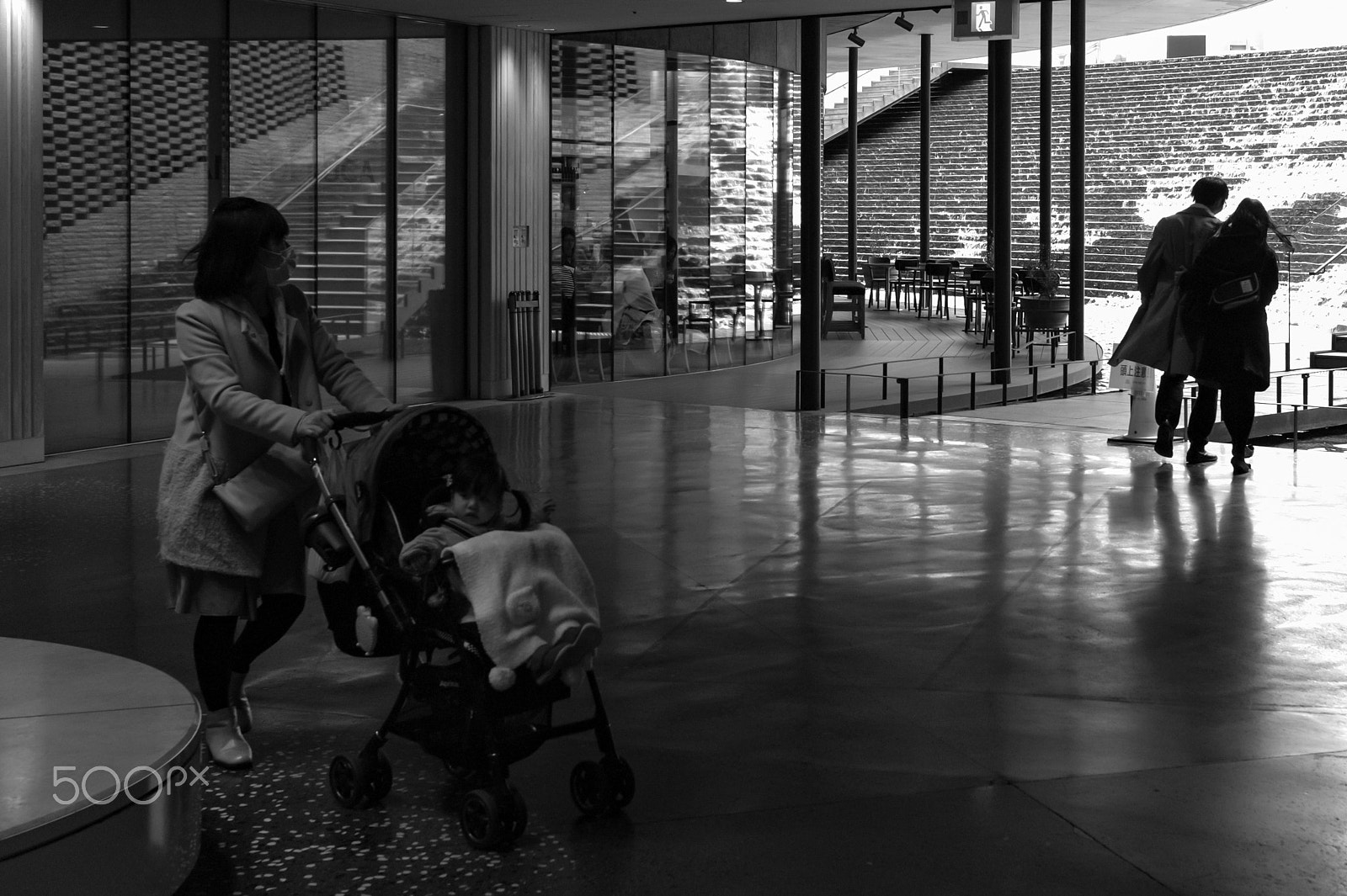 Leica M-Monochrom sample photo. Urban street snap photography