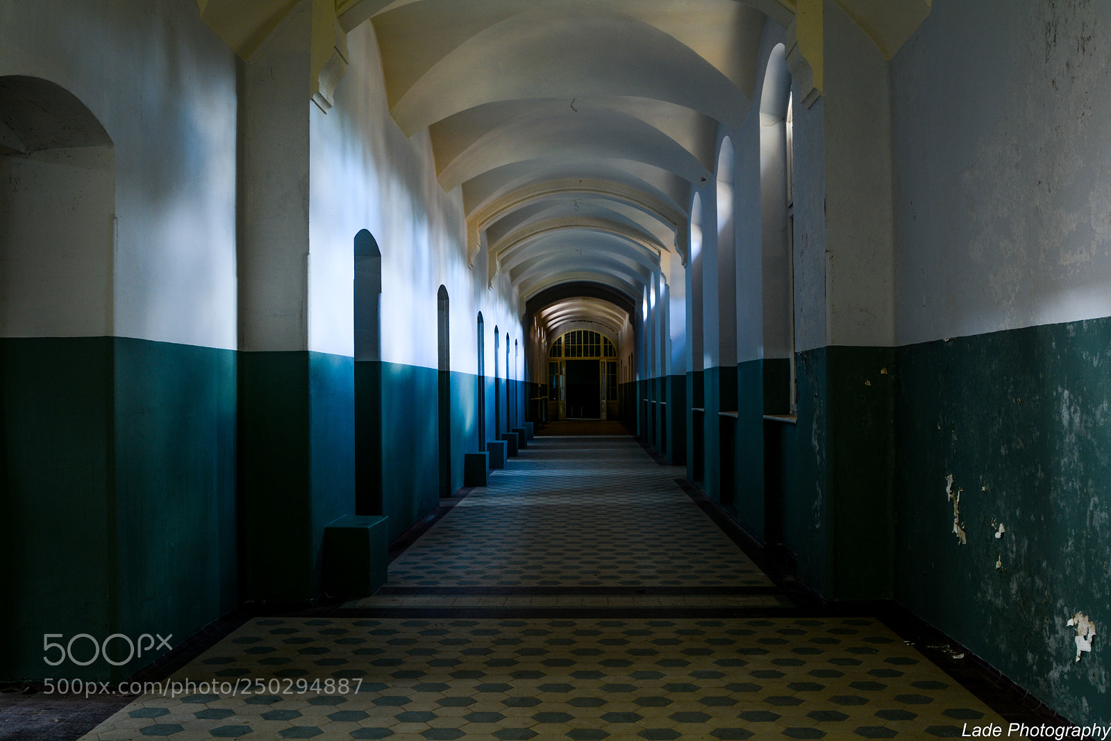 Nikon D7100 sample photo. Down the floor photography