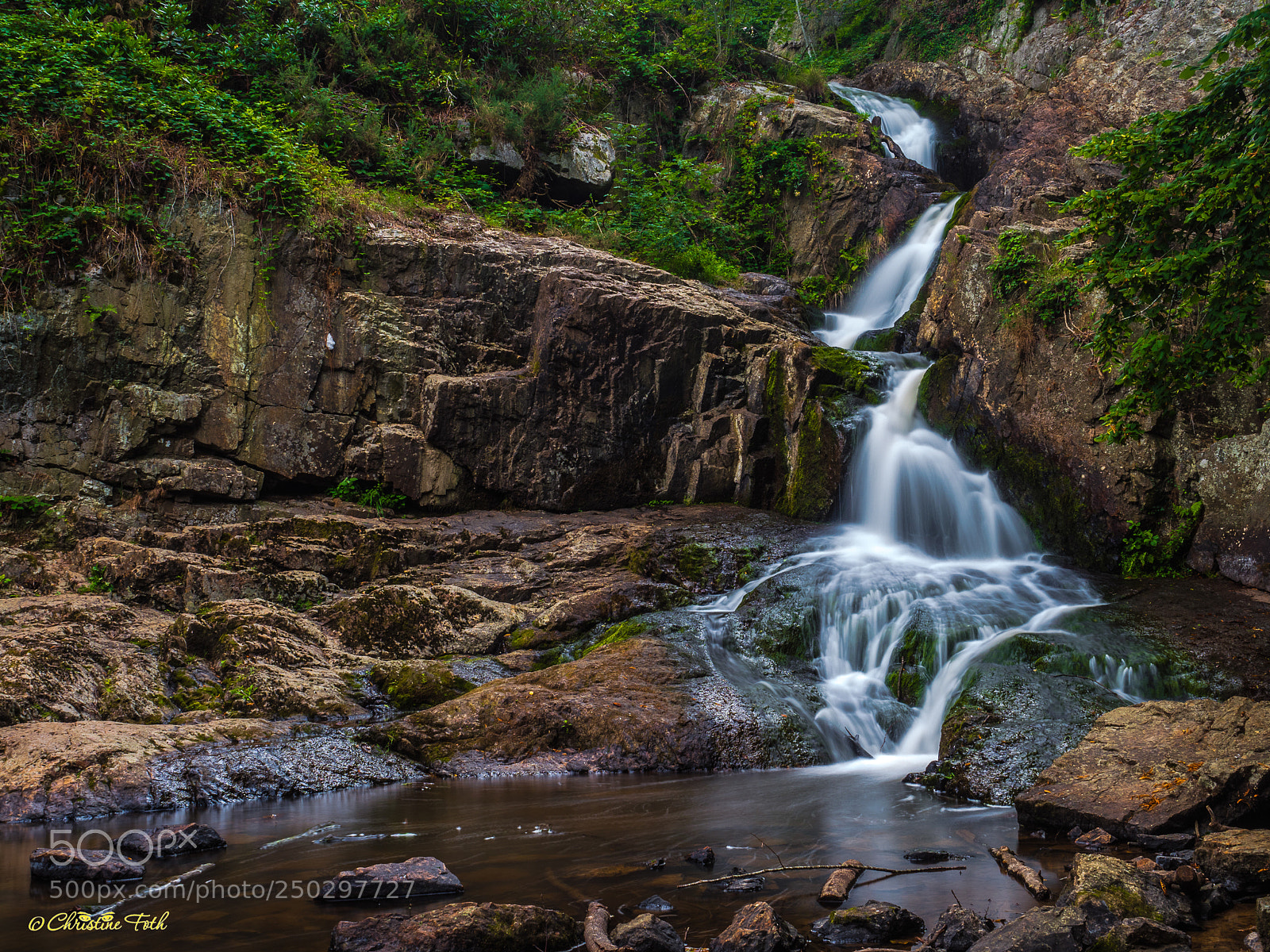 Olympus OM-D E-M1 Mark II sample photo. Grande cascade in mortain photography
