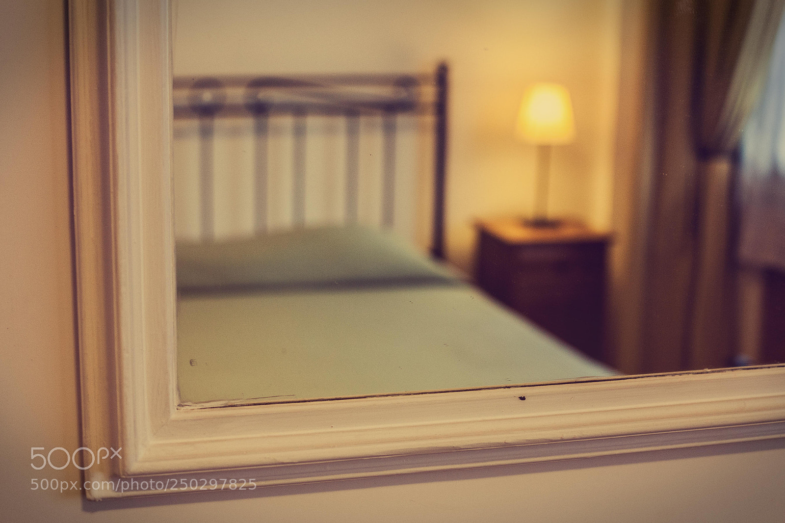 Canon EOS 5D Mark II sample photo. The room photography