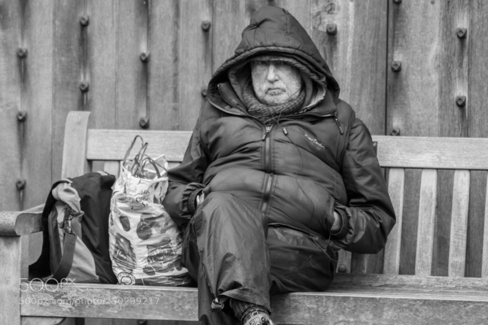 Canon EOS 400D (EOS Digital Rebel XTi / EOS Kiss Digital X) sample photo. Old man at york photography