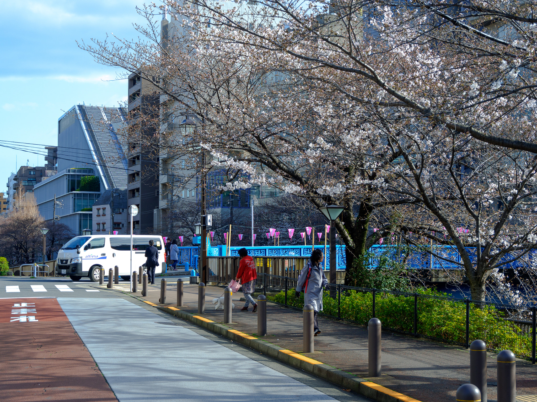 Fujifilm X-A3 sample photo. Sakura view of meguro-kawa photography