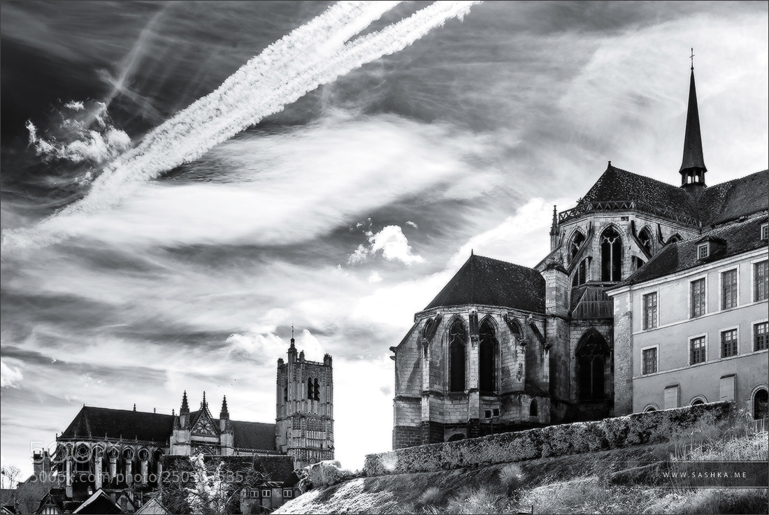 Sony Alpha DSLR-A230 sample photo. Abbey saint-germain in auxerre photography