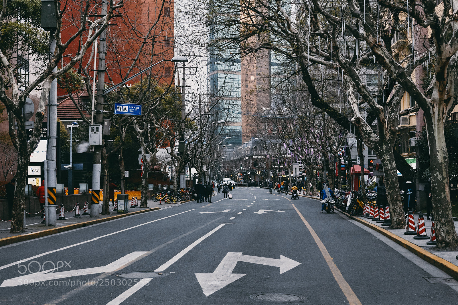 Canon EOS 5DS sample photo. Road photography