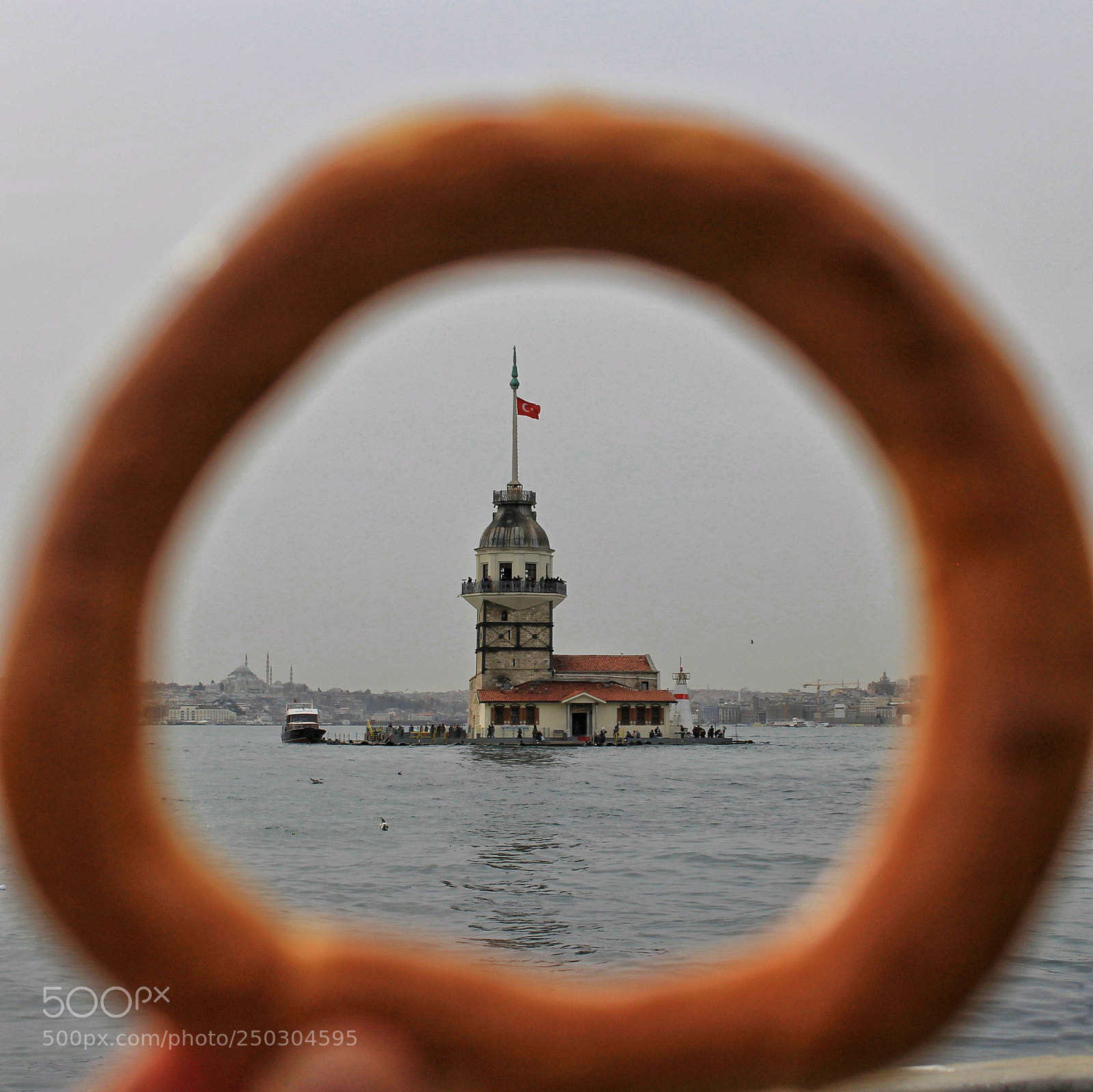 Canon EOS 1200D (EOS Rebel T5 / EOS Kiss X70 / EOS Hi) sample photo. Maiden's tower photography