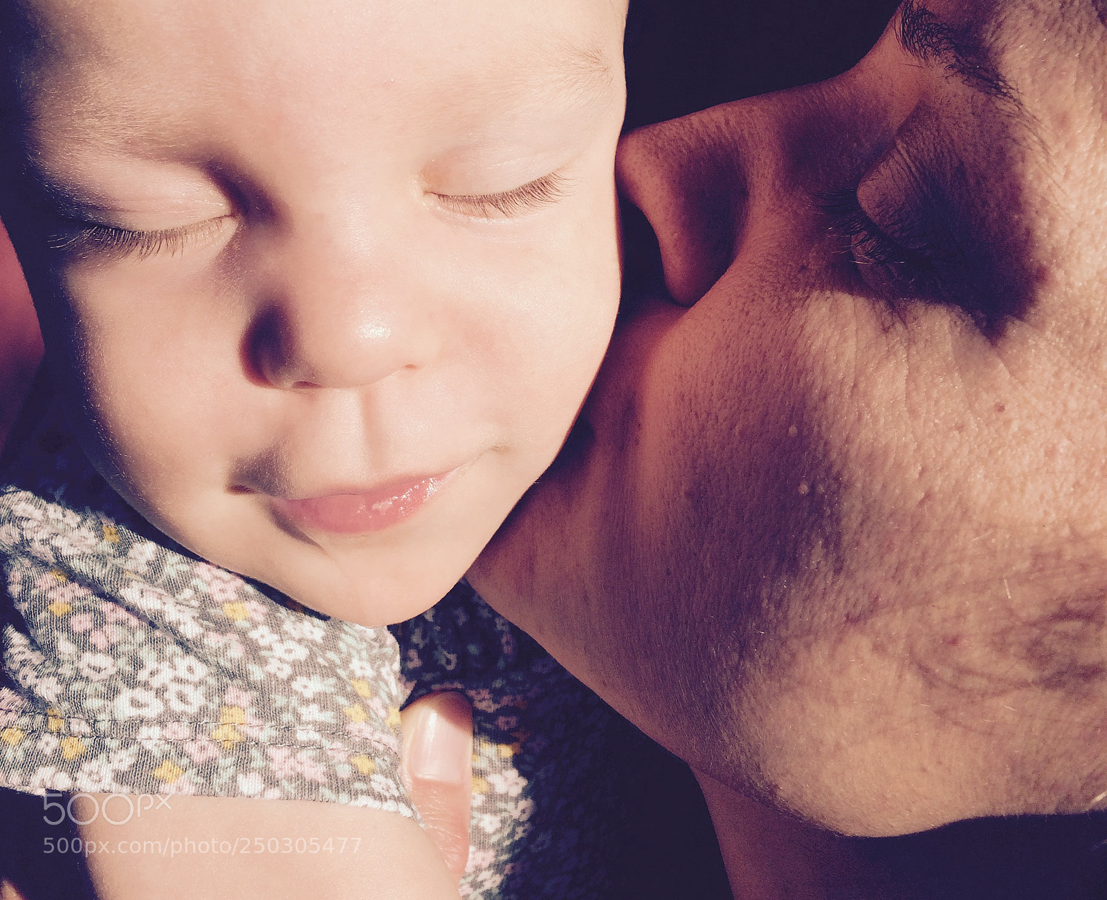 Apple iPhone 5s sample photo. Gentle kiss photography