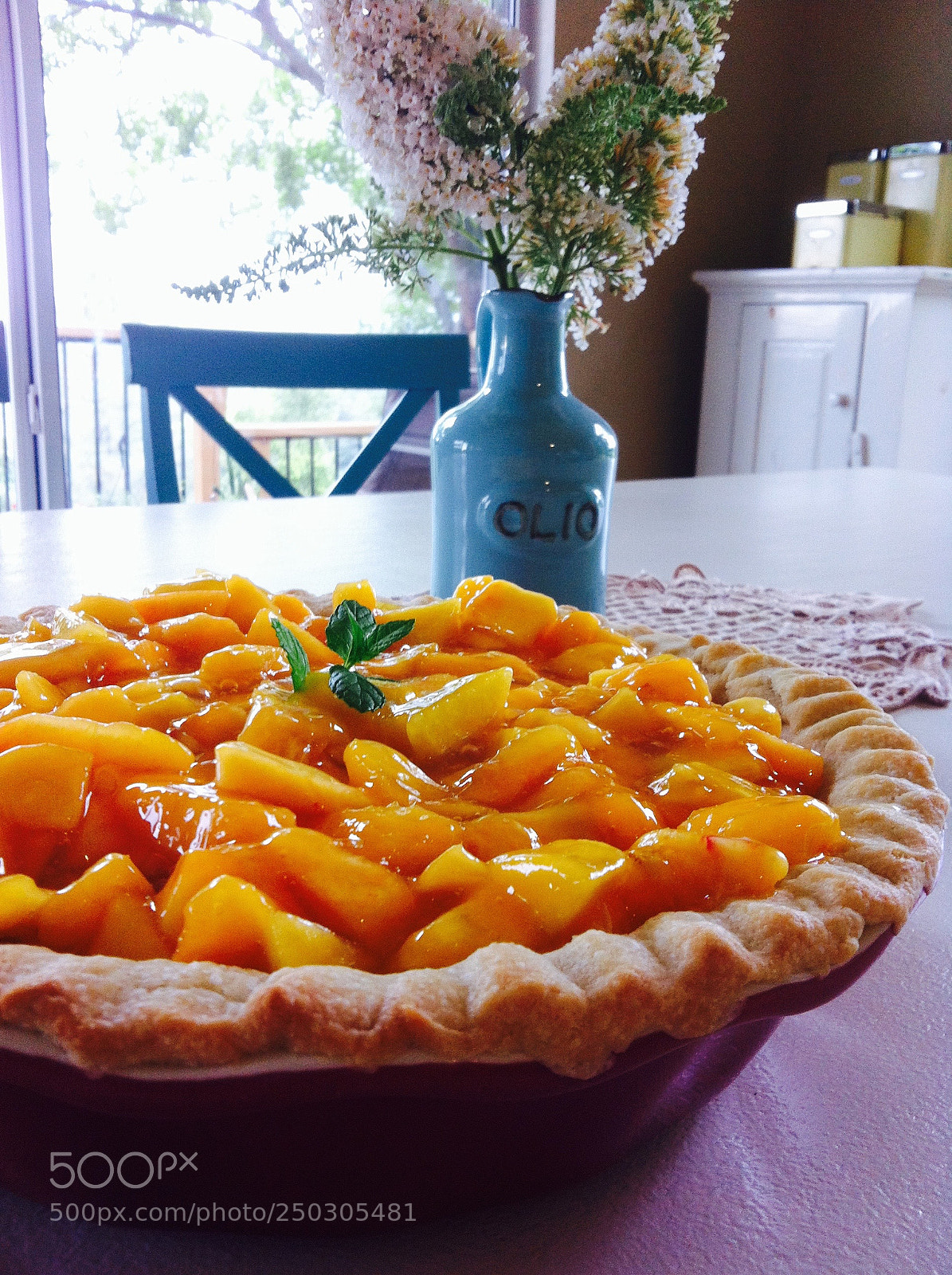Apple iPhone 4 sample photo. Summer peach pie photography