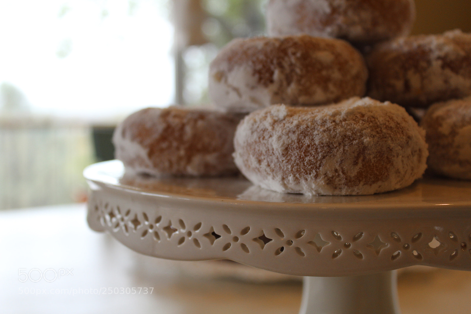 Canon EOS 600D (Rebel EOS T3i / EOS Kiss X5) sample photo. Donuts photography