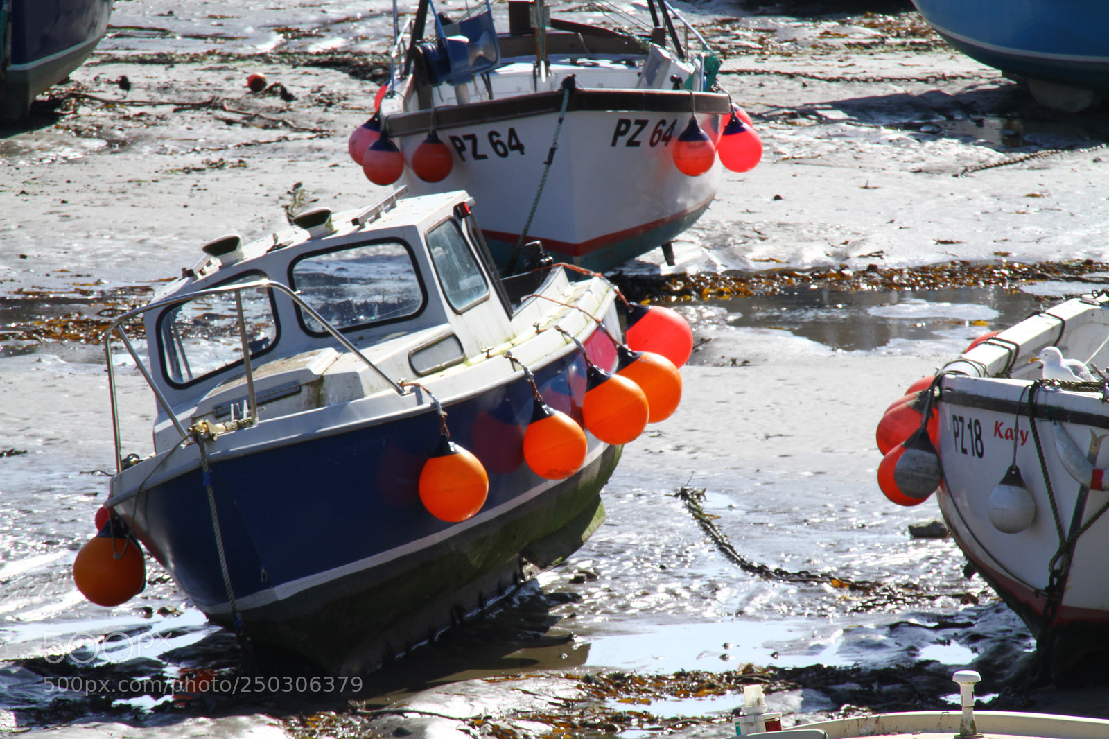 Canon EOS 7D sample photo. Floats photography