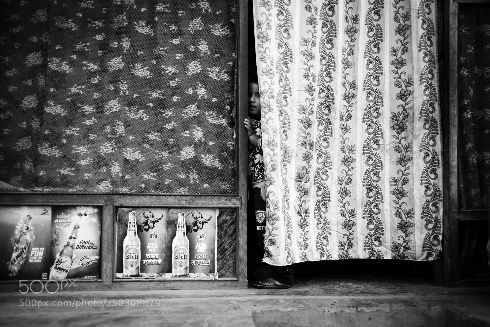 Leica M (Typ 240) sample photo. Shy curiosity photography