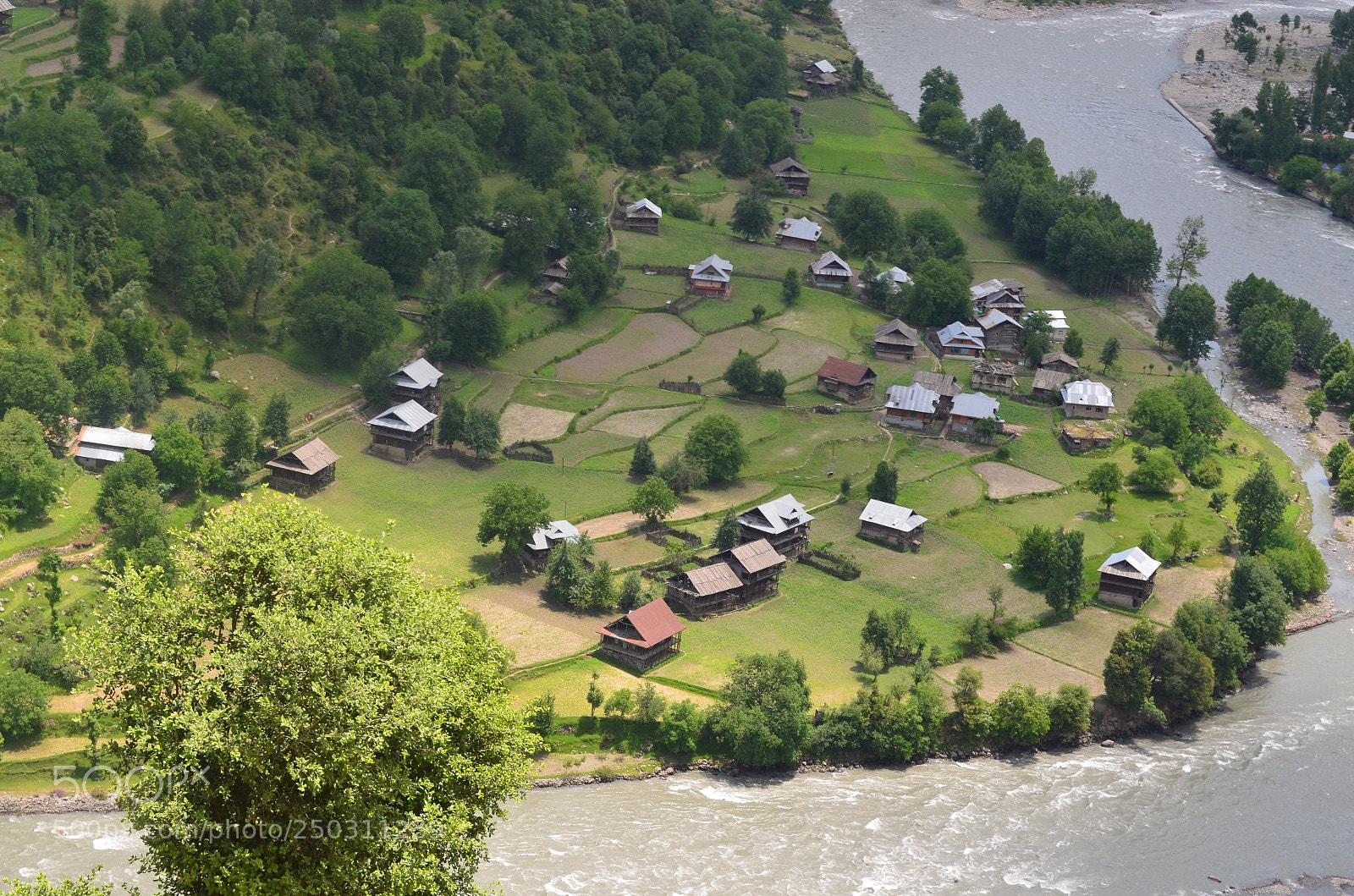 Nikon D5100 sample photo. Riverside paradise photography