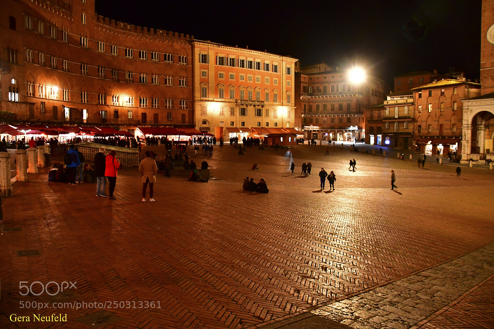 Nikon D500 sample photo. The piaza comunale in photography