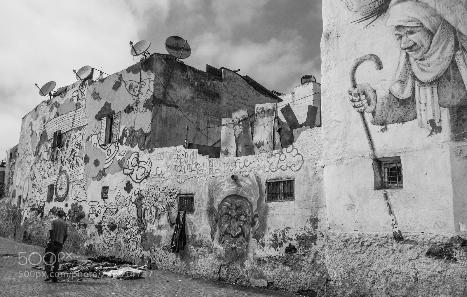 Canon EOS 700D (EOS Rebel T5i / EOS Kiss X7i) sample photo. Casablanca street art photography