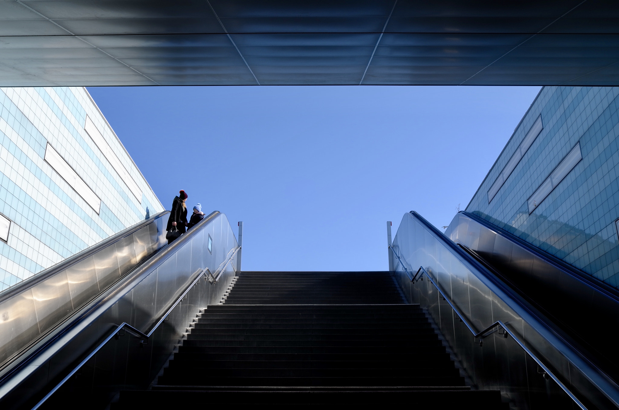 Leica X-E (TYP 102) sample photo. Blue photography