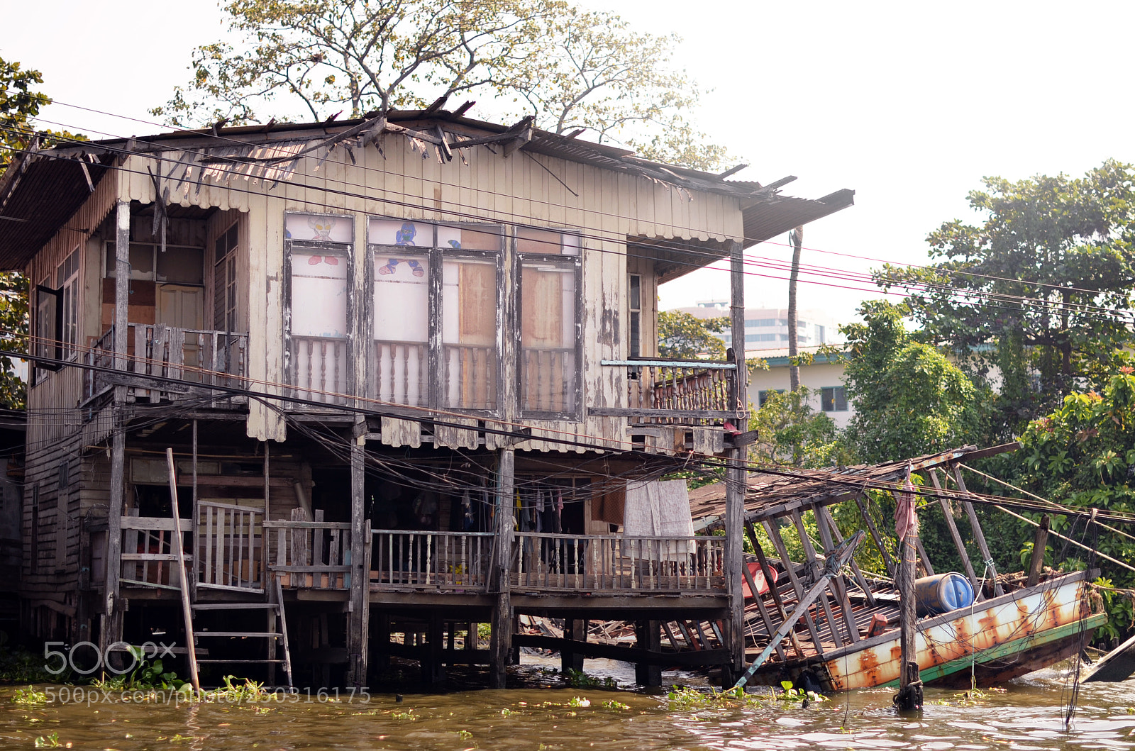 Nikon D5100 sample photo. Lost in bangkok photography