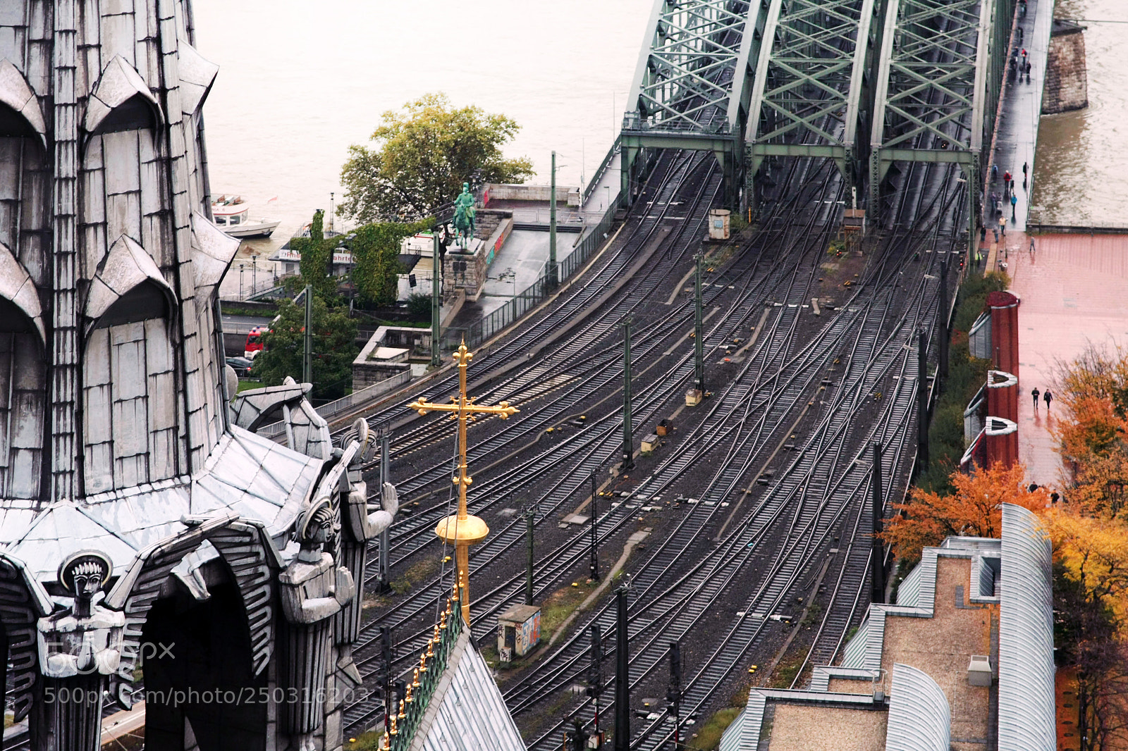 Canon EOS 40D sample photo. Railroad cathedral photography