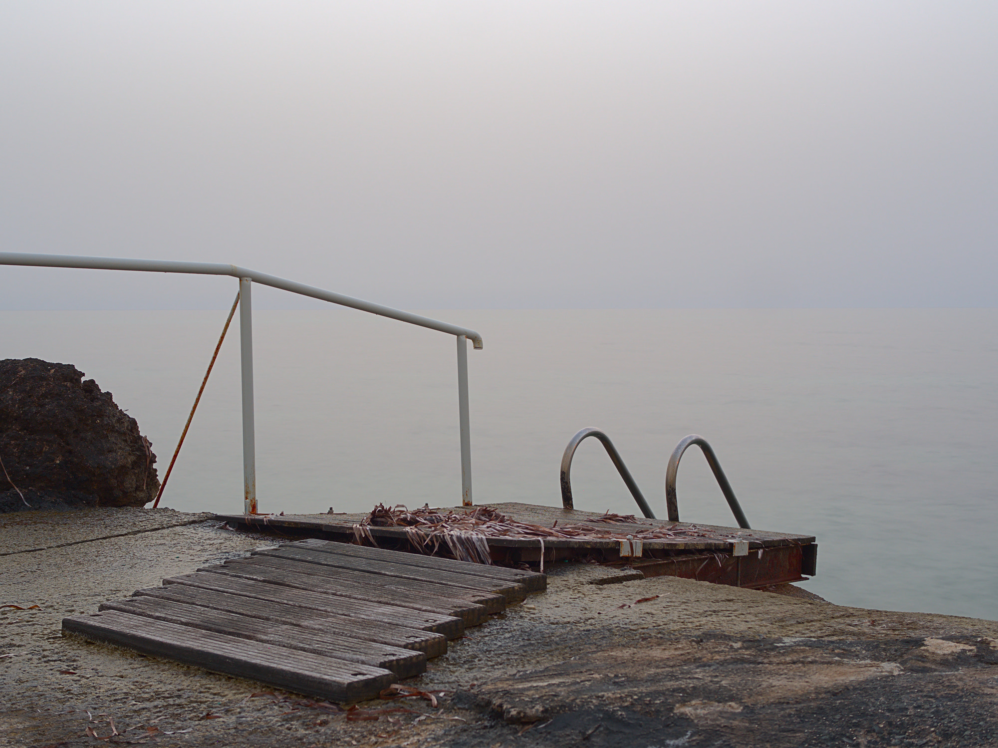 Olympus PEN E-PM2 sample photo. Swim to nowhere photography