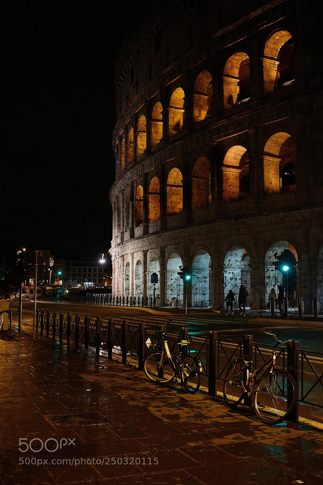 Canon EOS 760D (EOS Rebel T6s / EOS 8000D) sample photo. Eternal city by night photography