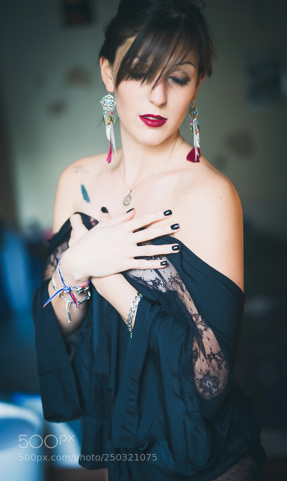 Nikon D4 sample photo. Elodie : lingerie photography