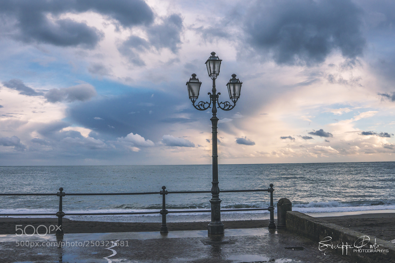 Sony a7R II sample photo. Deep horizon photography