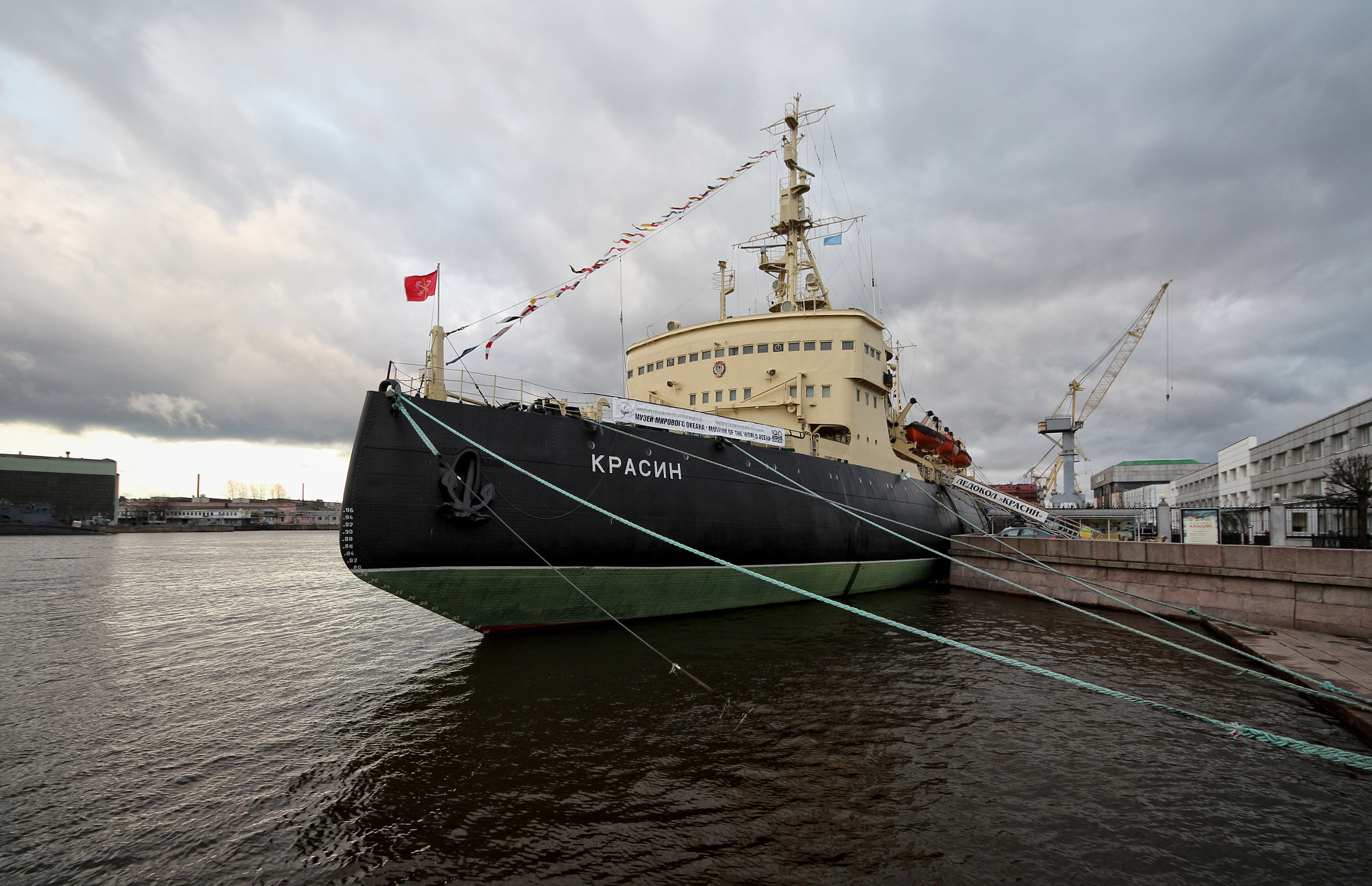 Canon EOS 650D (EOS Rebel T4i / EOS Kiss X6i) sample photo. Icebreaker "krasin" photography