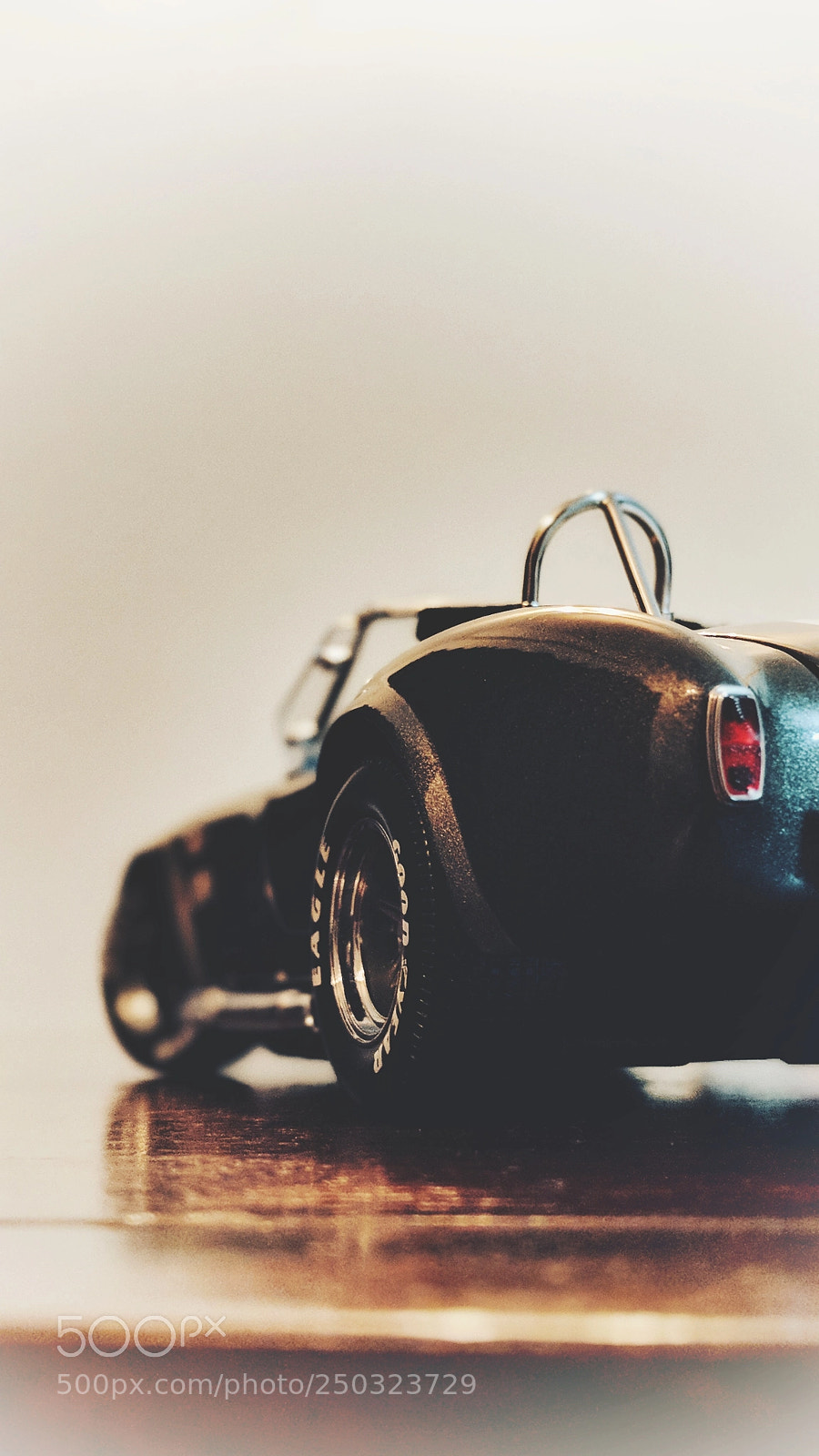 Google Pixel 2 sample photo. Shelby cobra 427 s/c photography