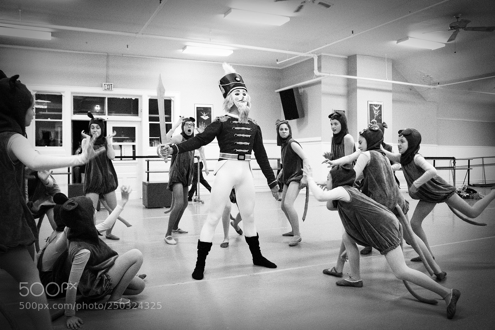 Canon EOS 70D sample photo. Southhold dance company practice photography