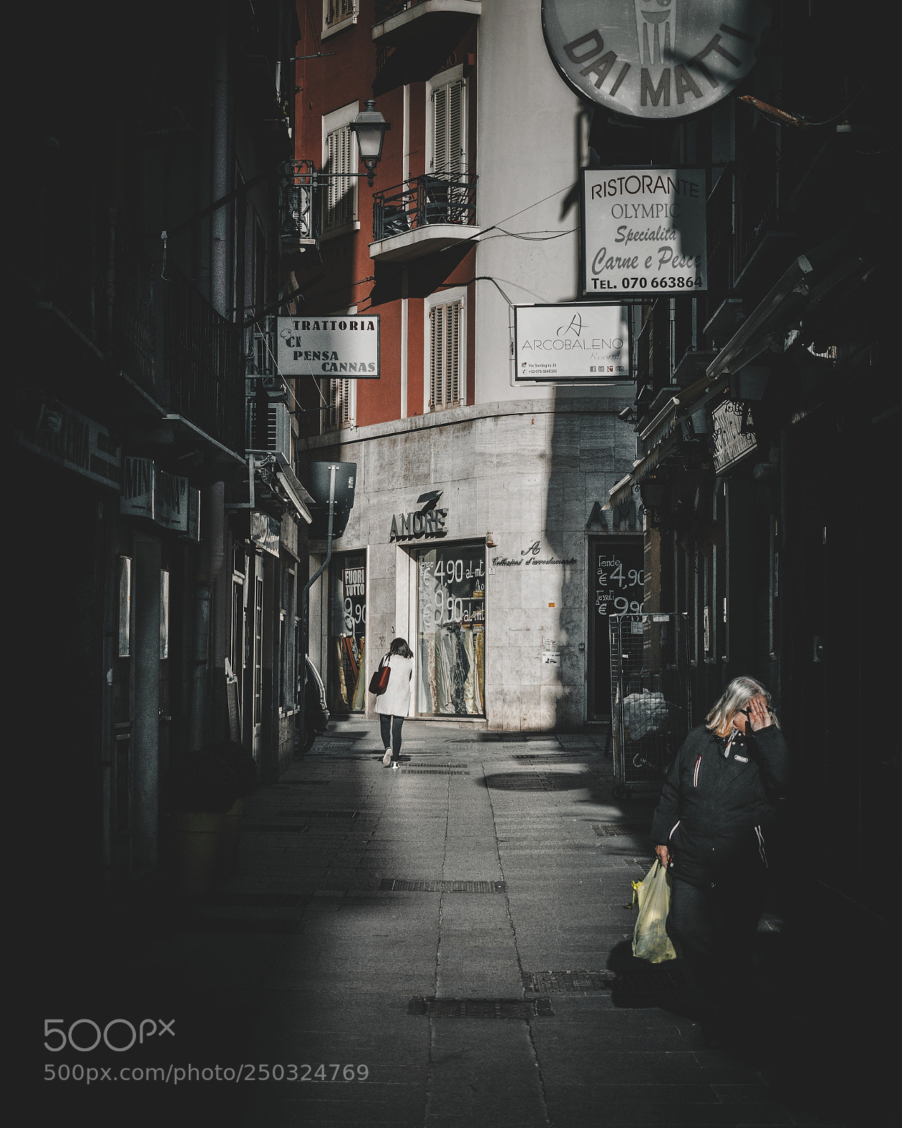 Nikon D3300 sample photo. Morning in the streets. photography