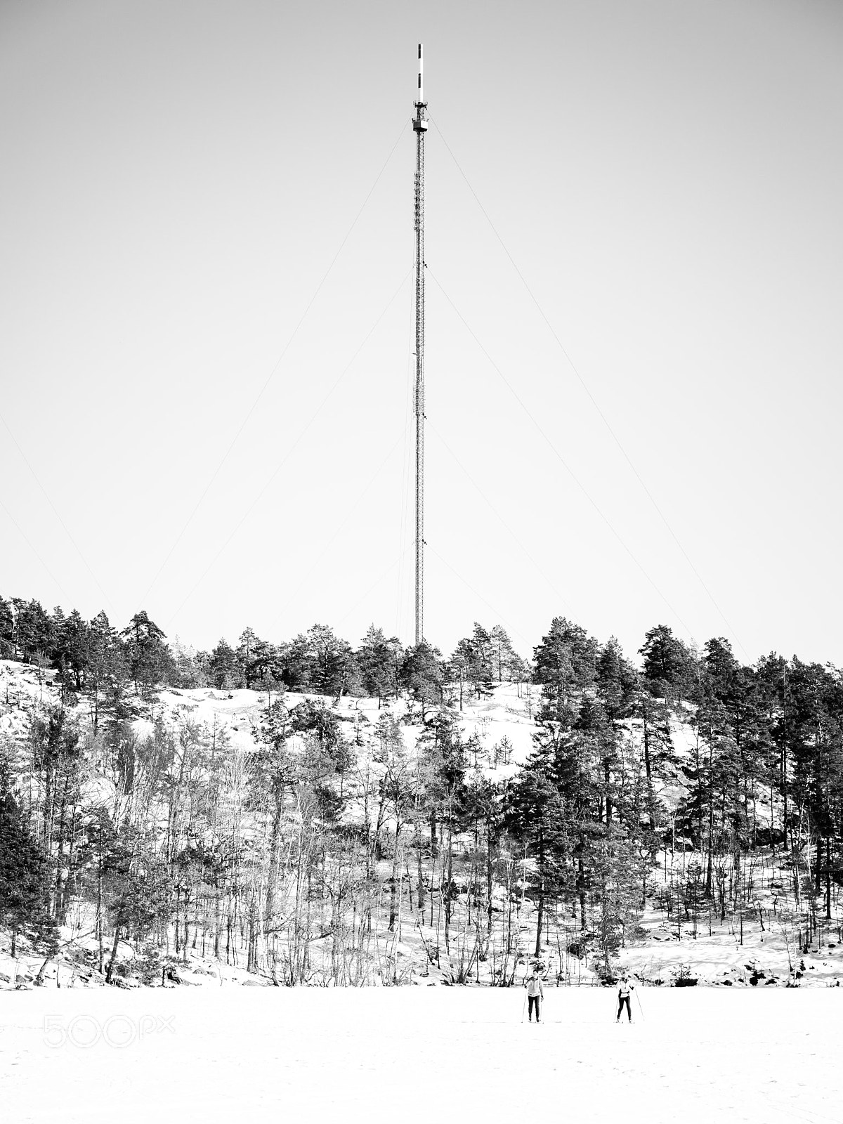 Canon EOS 5D Mark IV sample photo. The radio tower photography
