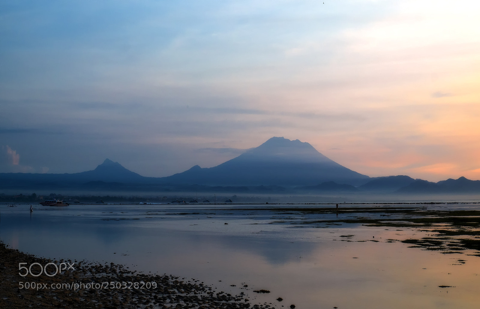 Fujifilm X-T1 sample photo. Mount agung in the photography