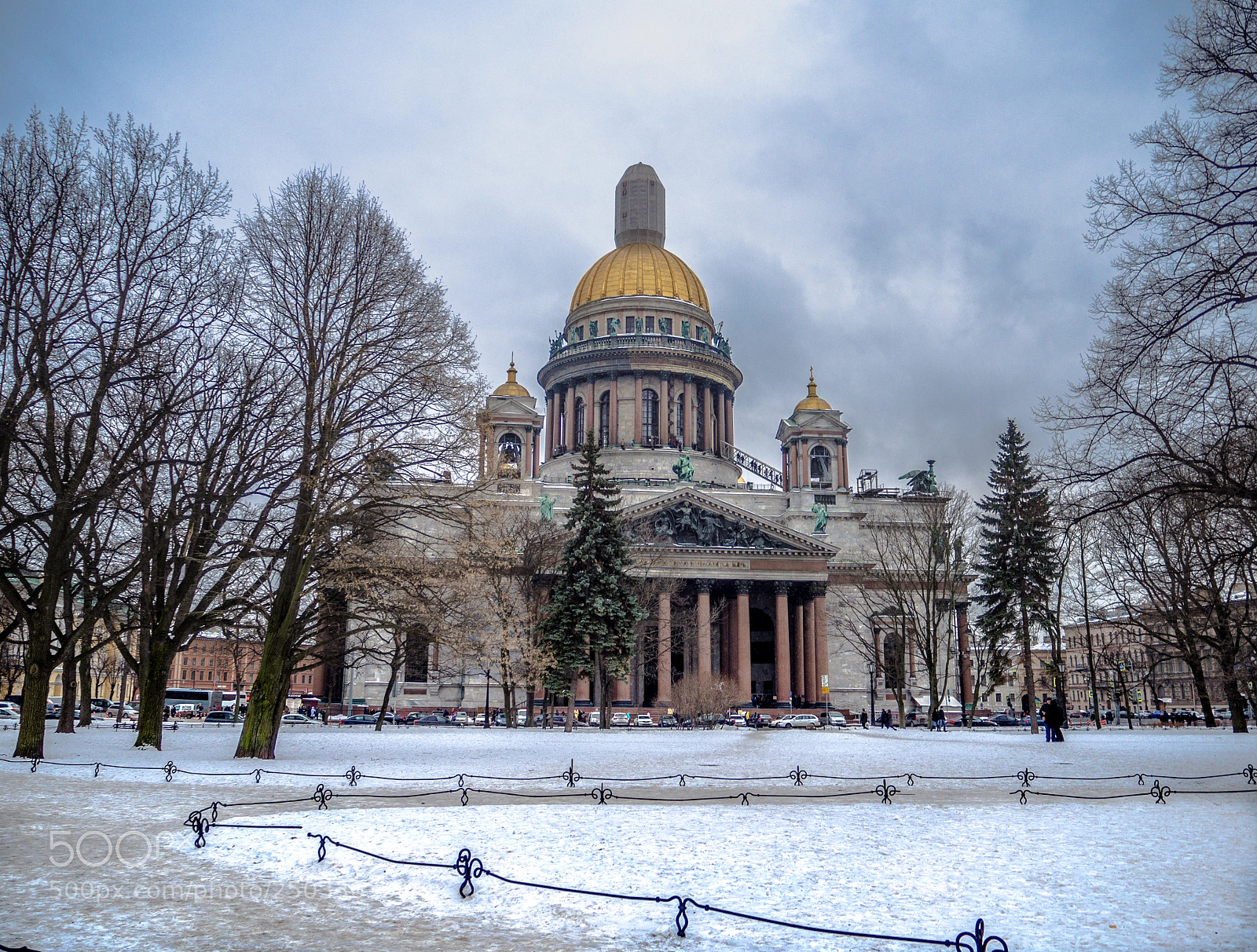 Olympus OM-D E-M10 II sample photo. St. isaac's cathedral in photography